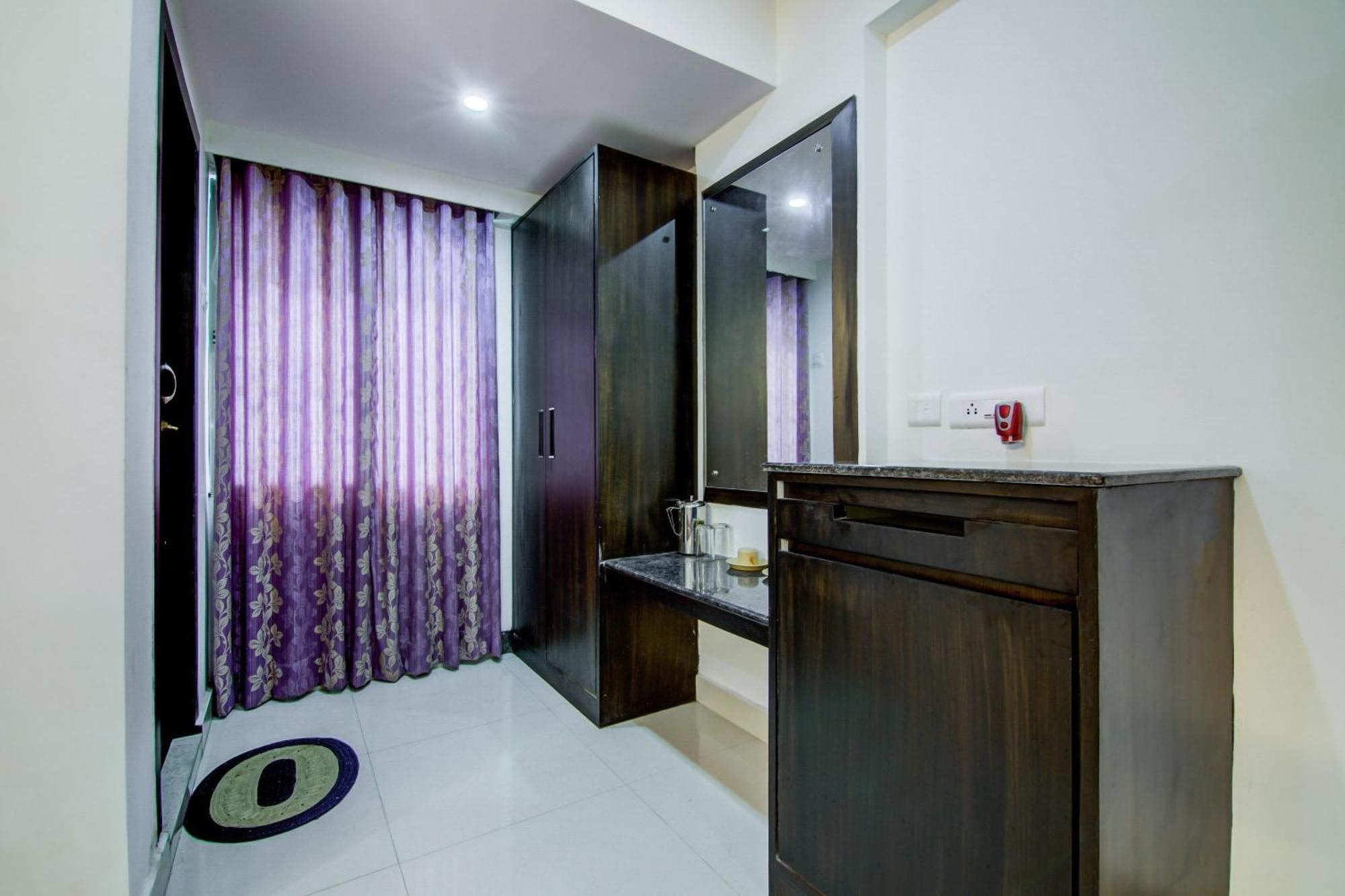 Super Collection O Ramachandra Residency Kurmannapalem Экстерьер фото
